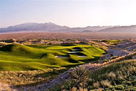 wolf course at paiute golf resort